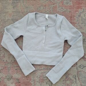 Aerie offline light blue athletic long sleeve crop top snap front xs thumb holes